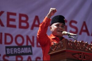 Pemimpin Bukan Sekadar Penampilan: Ketulusan dan Kedekatan dengan Rakyat yang Membuat Perubahan