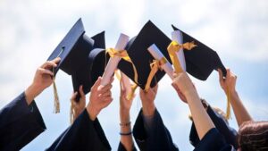 Ujian Pascasarjana S2/S3: Gerbang Utama Menuju Karier Akademik dan Profesional Lebih Tinggi